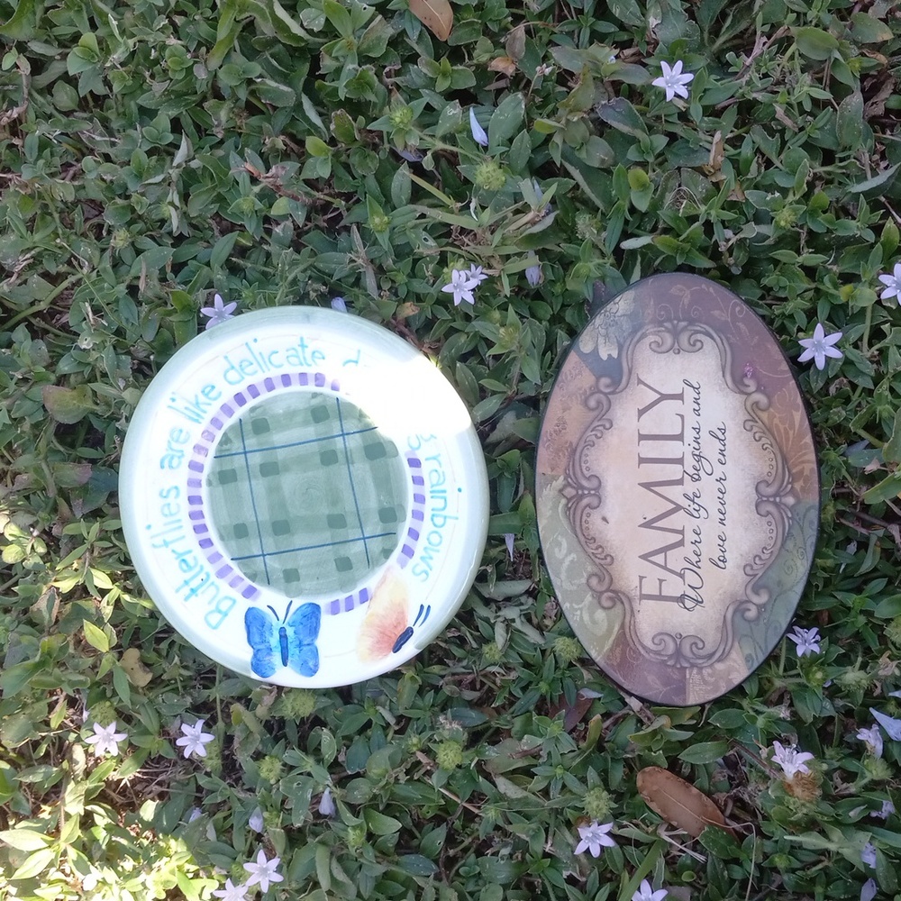 2 Decorative Spoon Plates